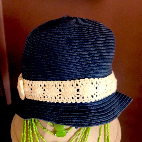 Ladies summer hat, with crotched band n bow, D&Y unique 100% paper, blue/white - Picture 2 of 4